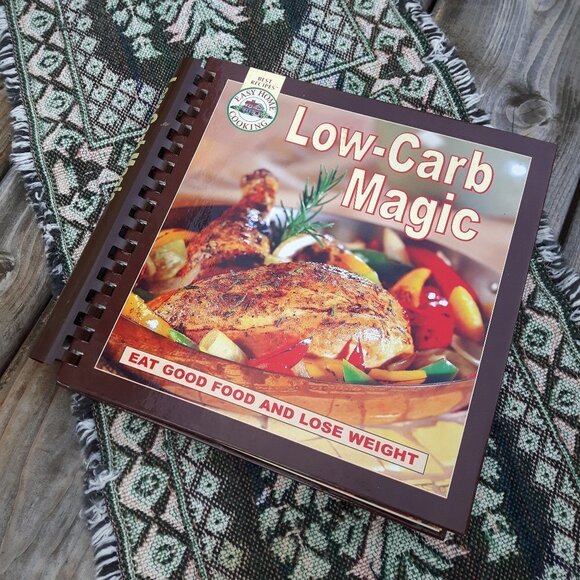 Low Carb Magic Spiral Bound Cookbook - Picture 1 of 2